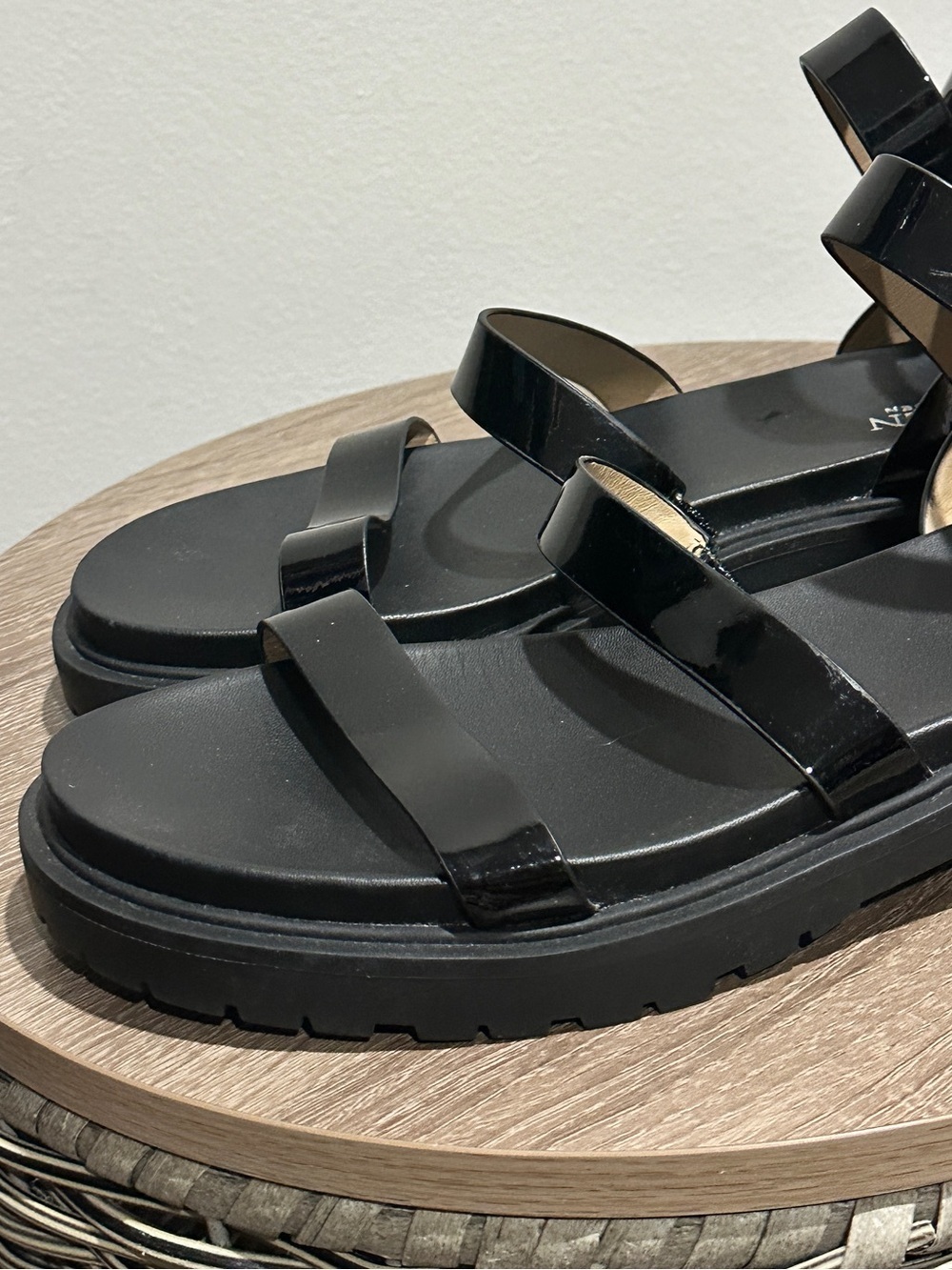 Ralph Lauren Kayleen Black Patent Leather Strappy Ankle Sandals - Picture 7 of 14
